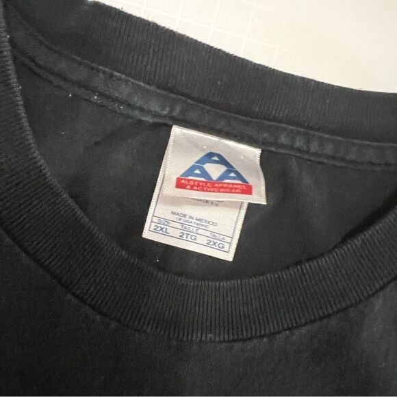 Jimi Hendrix Red Velvet Graphic 2005 Authentic Hendrix LLC ALStyle XXL T Shirt - Picture 9 of 11